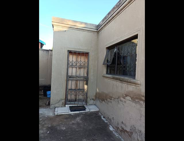 3 BEDROOM HOUSE FOR SALE IN SASOLBURG EXT 1